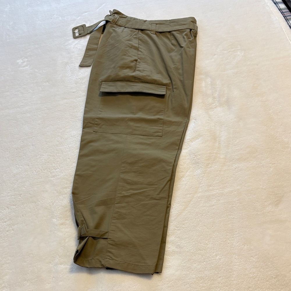 Zara Khaki Cargo Pants Size Medium